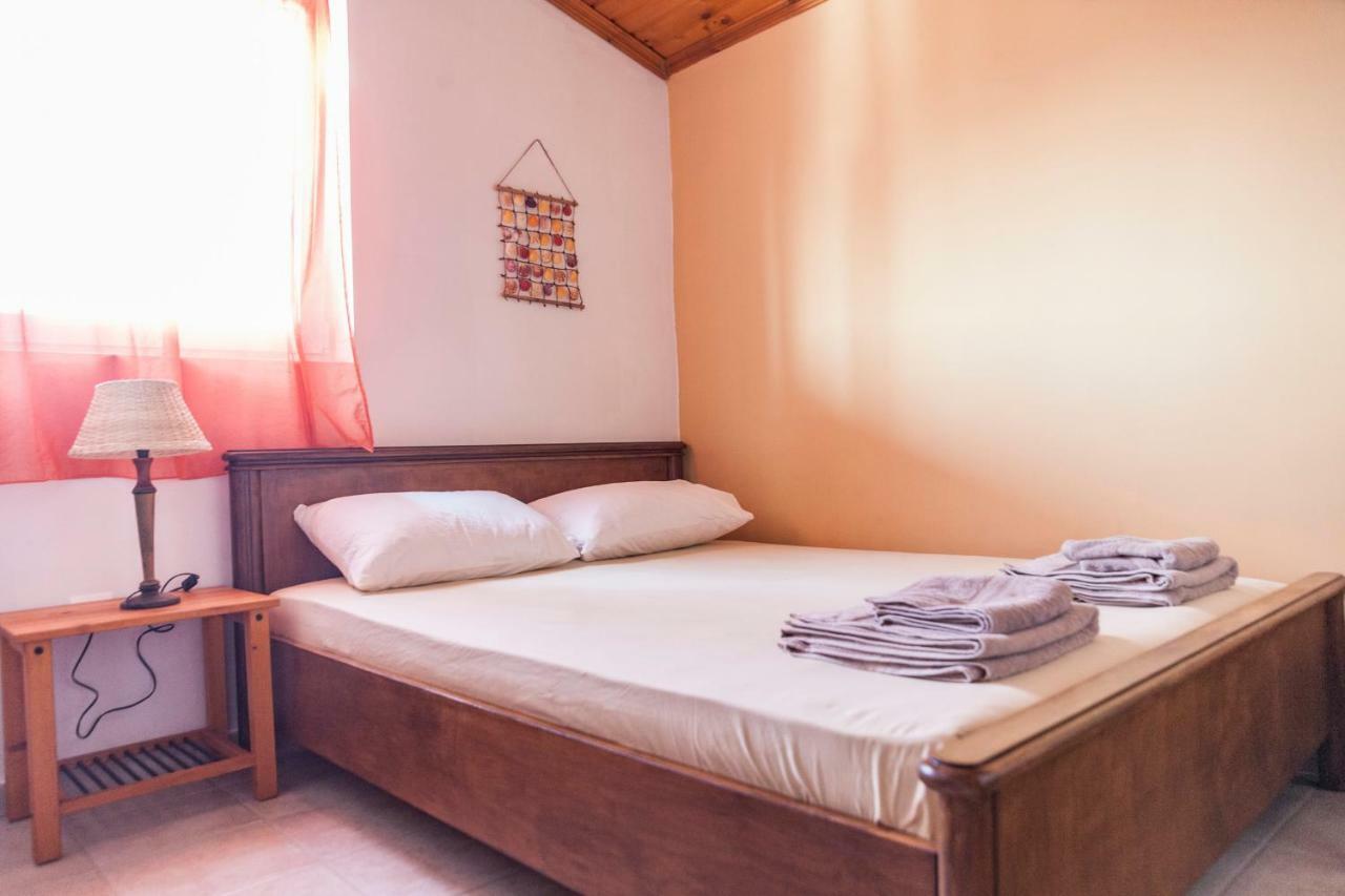 Attic Anemoessa Daire Dedeağaç Dış mekan fotoğraf